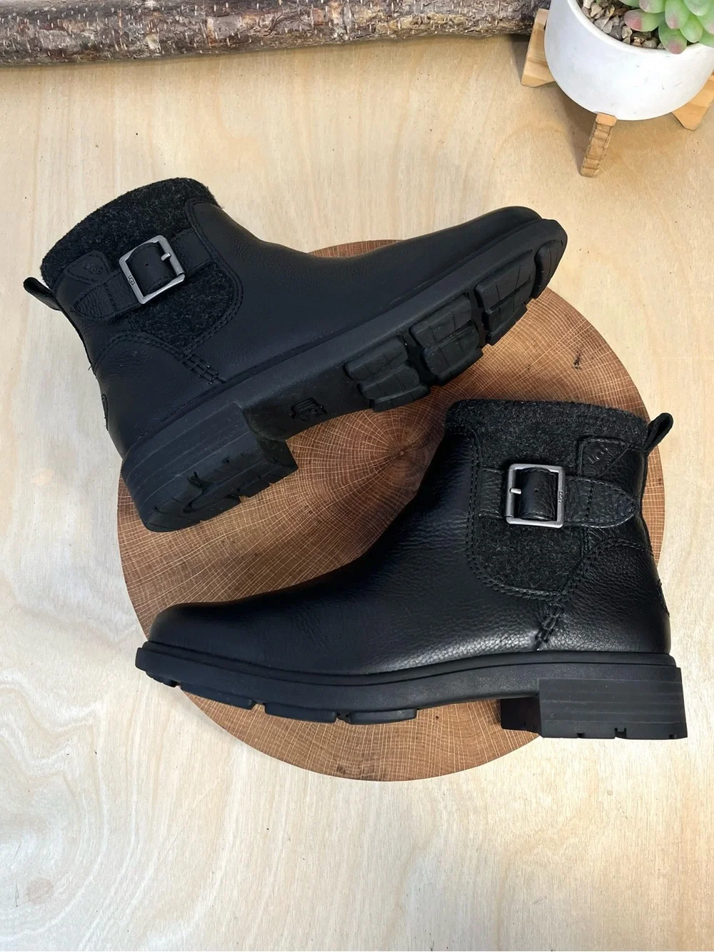 UGG Women's Harrison Moto boots in black leather size 7